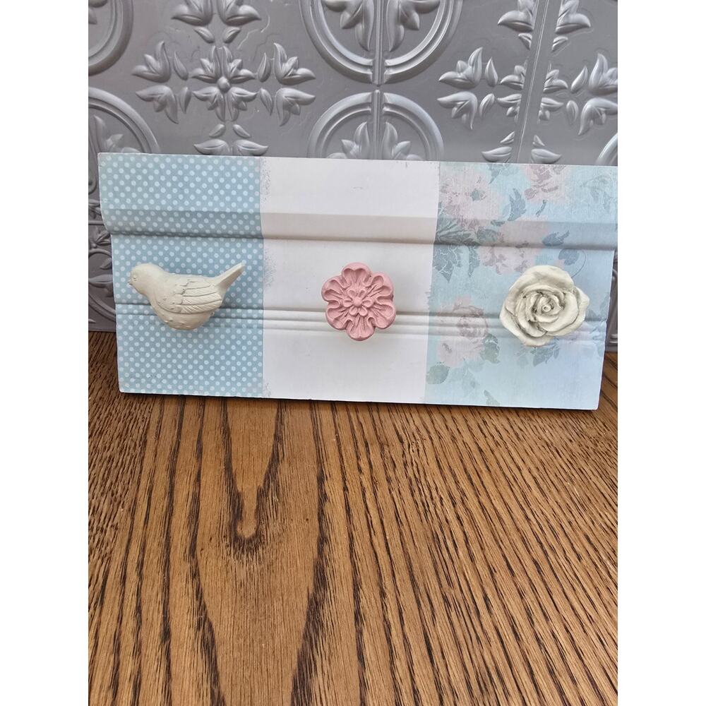 New View Gifts & Accessories Wall Hooks Bird Flower Rose